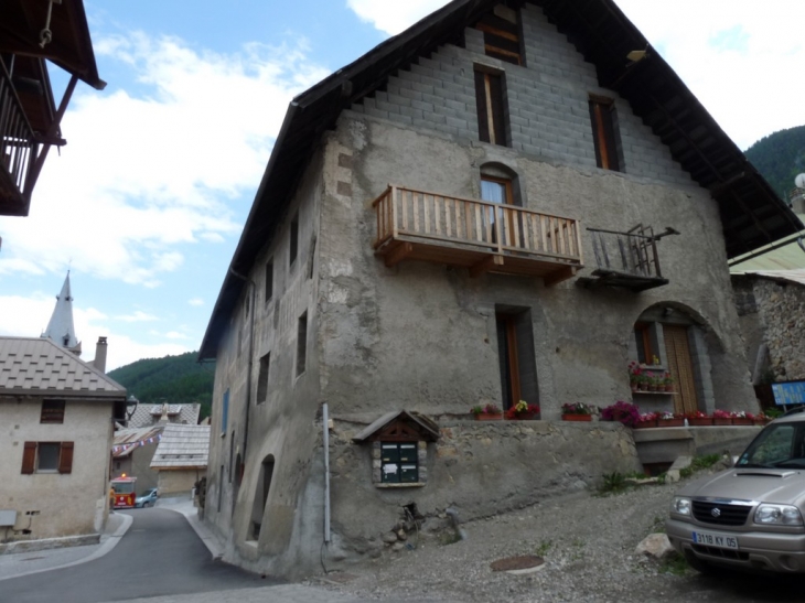 Au village du BEZ  - La Salle les Alpes