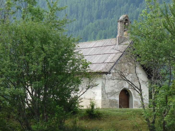 La chapelle Saint Barthelemy - La Salle les Alpes