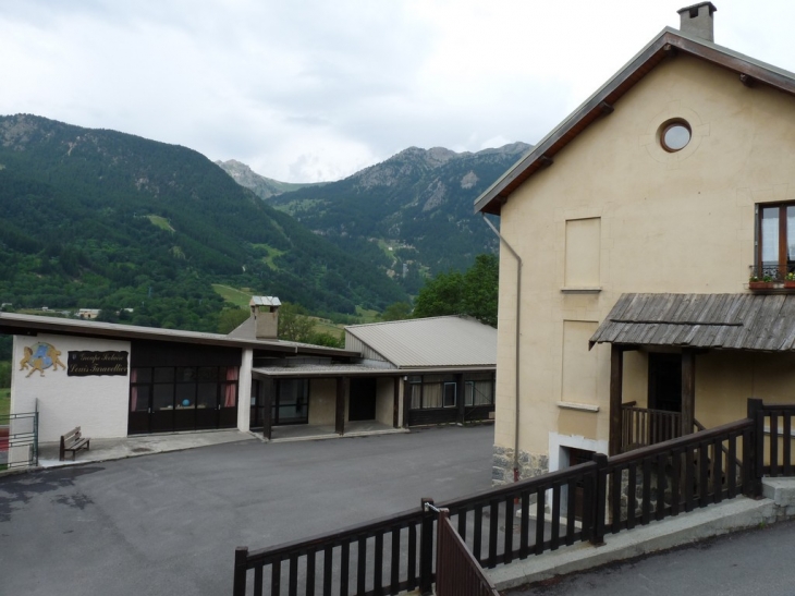 Groupe scolaire Louis Travellier - La Salle les Alpes