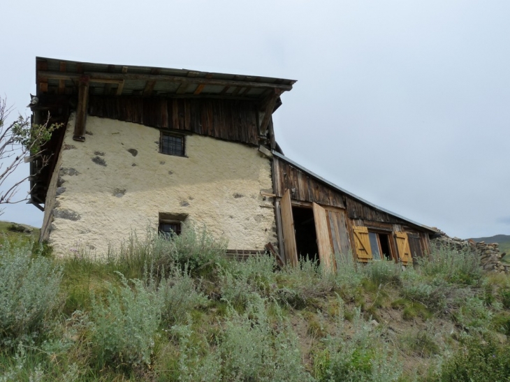 La maison de la cime , 1980m - La Salle les Alpes