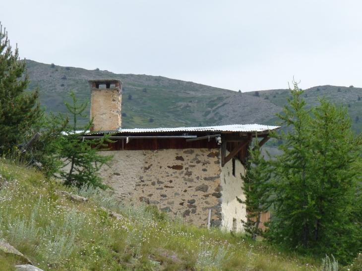 La maison de la cime , 1980m - La Salle les Alpes