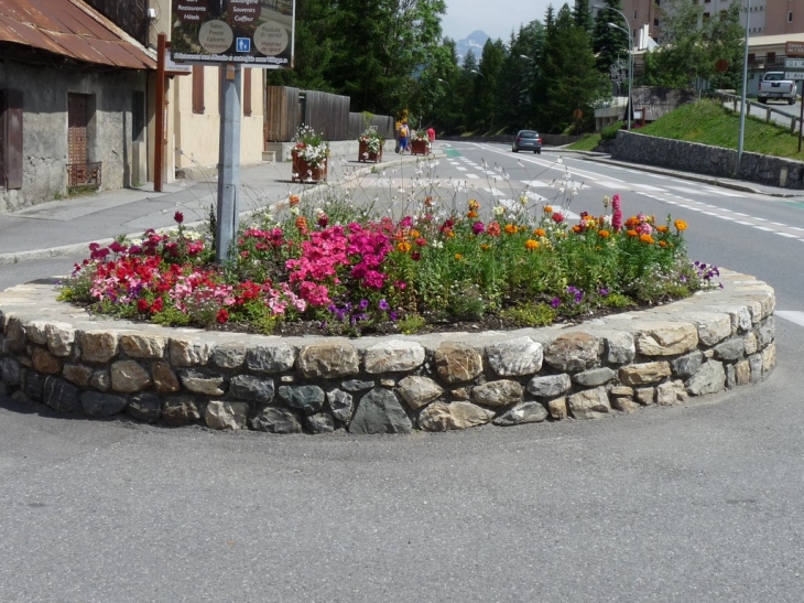 Route de Grenoble - La Salle les Alpes