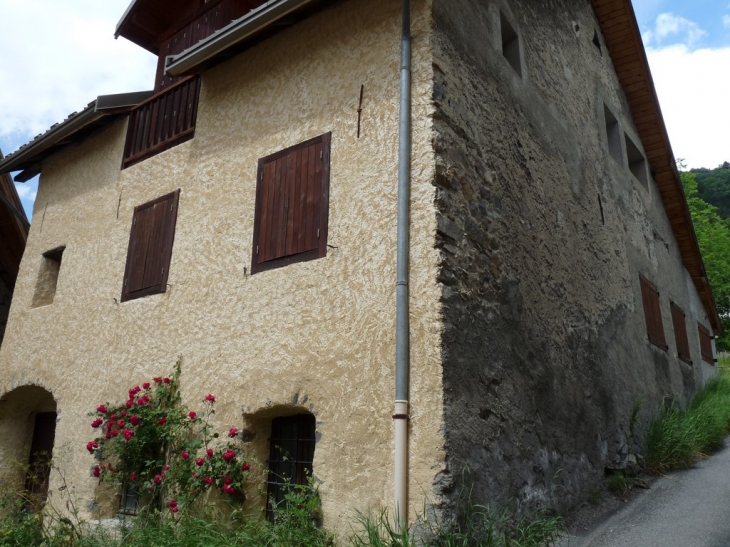 Au Fressynet , dans le village - Le Monêtier-les-Bains