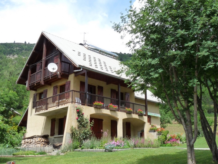 Au Fressynet , dans le village - Le Monêtier-les-Bains