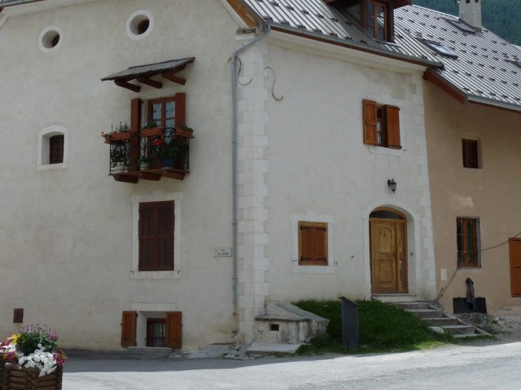 Dans le hameau des Guibertes - Le Monêtier-les-Bains