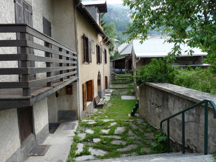 Rue de la Tourelle   à le monetier les bains - Le Monêtier-les-Bains