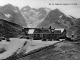 Le chalet du Lautaret et la Meije, vers 1930 (carte postale ancienne).