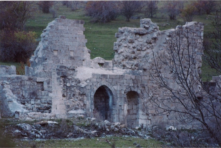 Vestiges de l'Abbaye de Clausonne - Le Saix