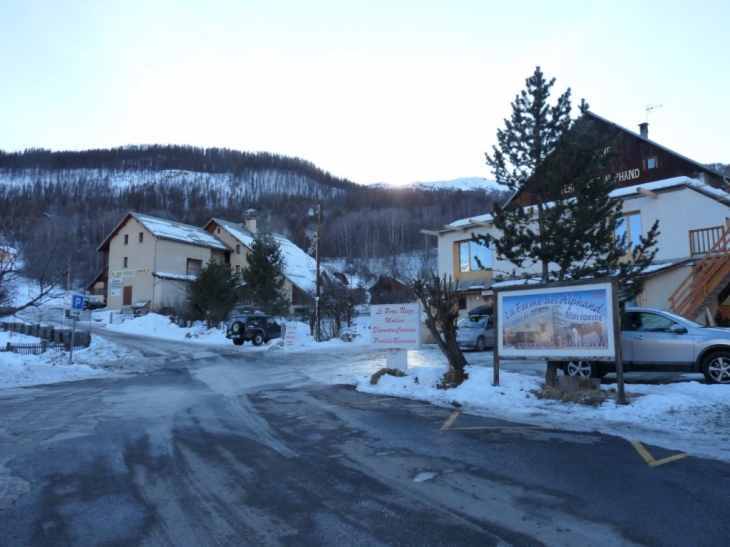 Dans le village  aux Prés , PSV 1400 - Puy-Saint-Vincent