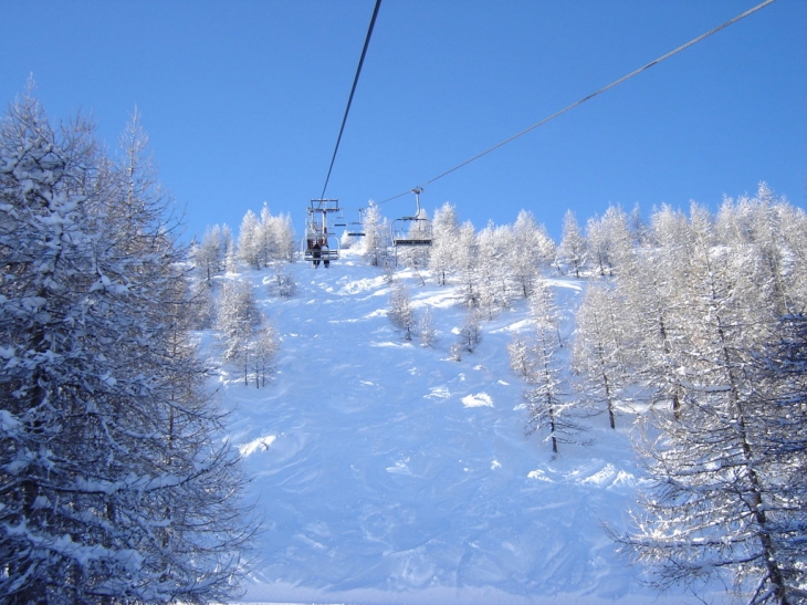 Sur le télésiège des Bans - Puy-Saint-Vincent