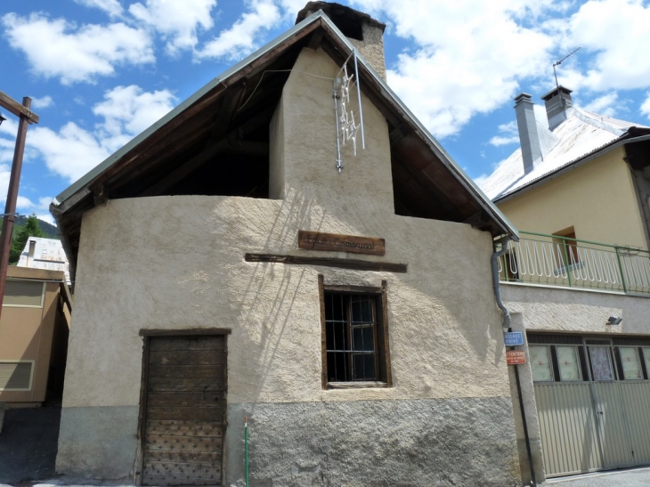  Au Villard Laté,  le four communal - Saint-Chaffrey