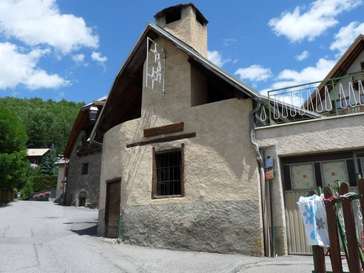  Au Villard Laté,  le four communal - Saint-Chaffrey