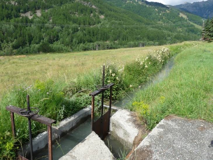 Le canal Gaillard - Saint-Chaffrey