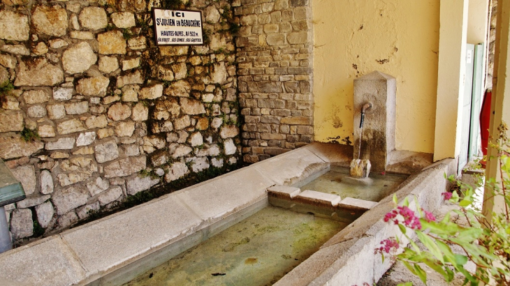 Le Lavoir - Saint-Julien-en-Beauchêne