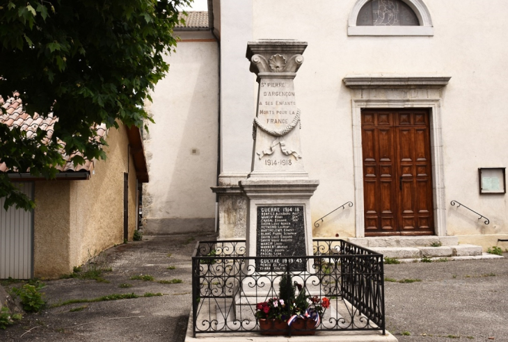 Monument-aux-Morts - Saint-Pierre-d'Argençon