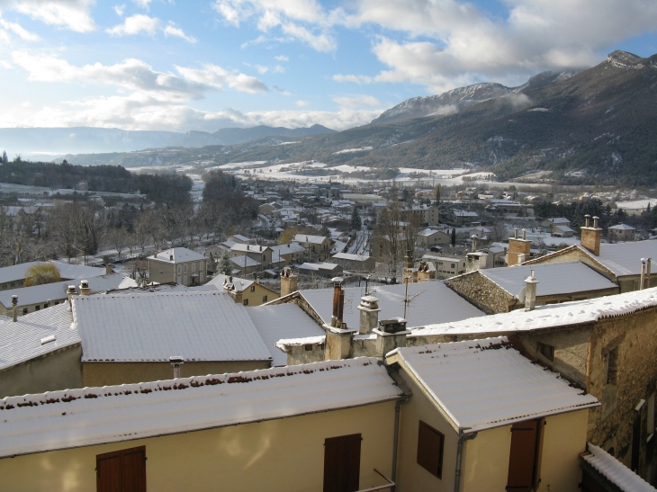 Serres sous la neige