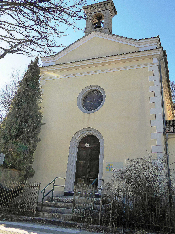 Le temple protestant - Trescléoux