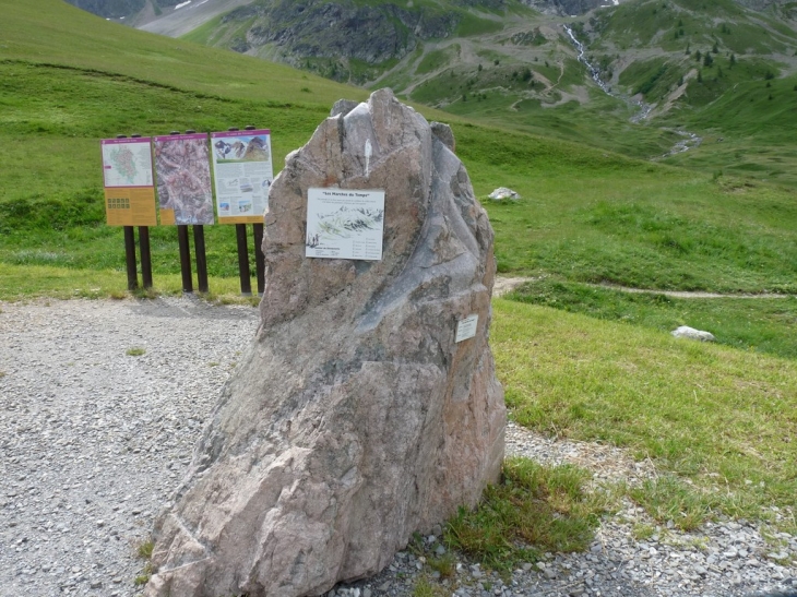  Sur Le sentier des crevasses - Villar-d'Arêne