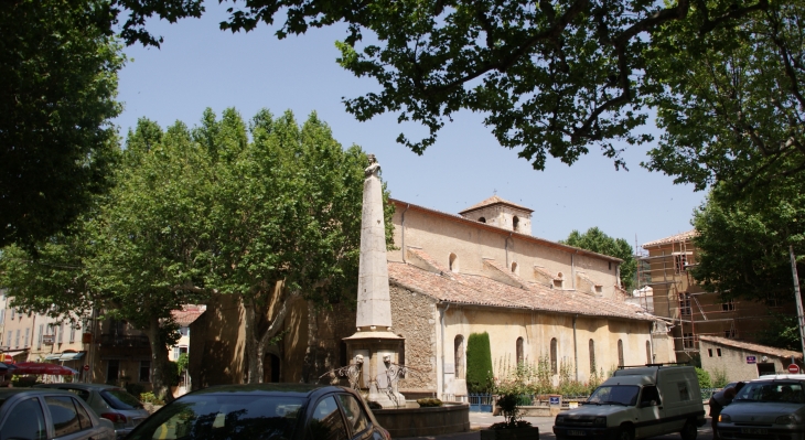   Collégiale Saint-Pancrace 15 Em Siècle - Aups