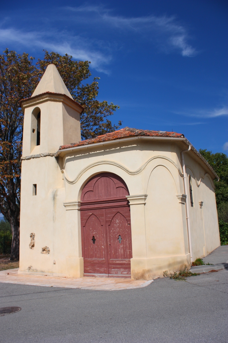 Chapelle de Bagnols en forêt - Bagnols-en-Forêt