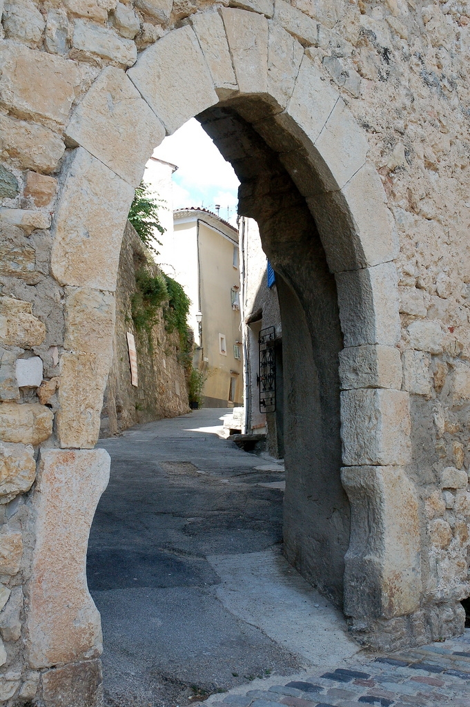 Porte dans le rempart - Bargemon