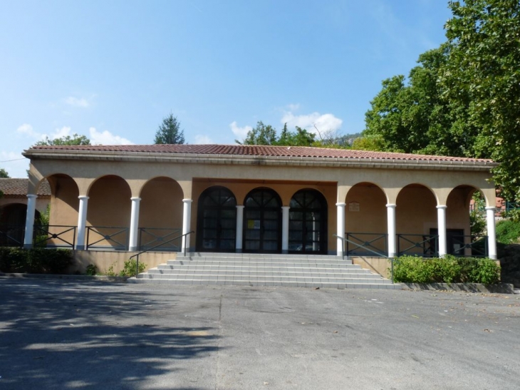 Salle-henri-aycart - Belgentier