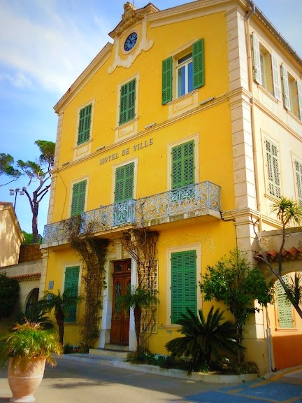 Mairie de Bormes les mimosas - Bormes-les-Mimosas