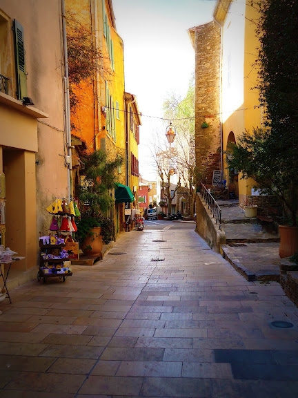 Ruelle de Bormes les mimosas - Bormes-les-Mimosas