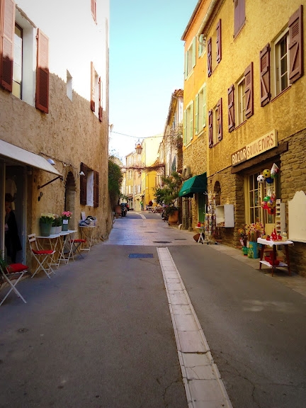 Ruelle de Bormes les mimosas - Bormes-les-Mimosas