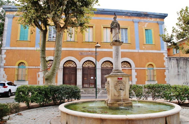 Fontaine - Brignoles