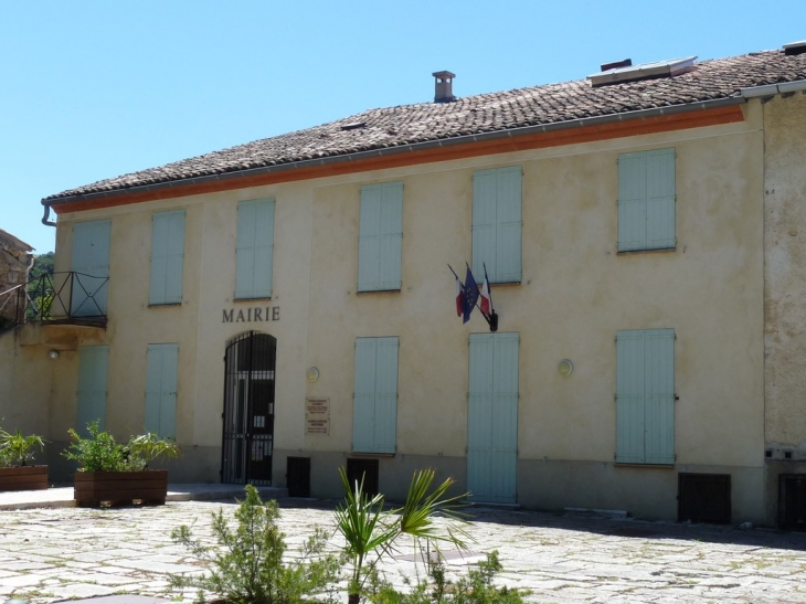 La mairie - Brue-Auriac