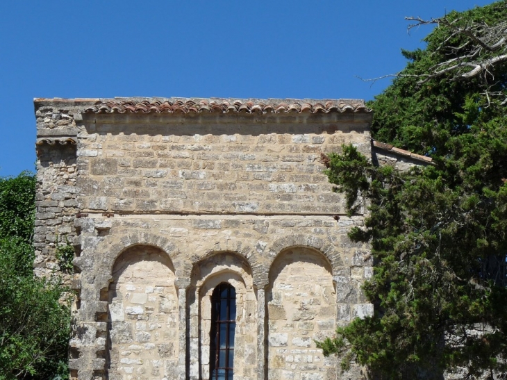 La chapelle Notre Dame et son Prieuré ,(12 ème siècle) - Brue-Auriac