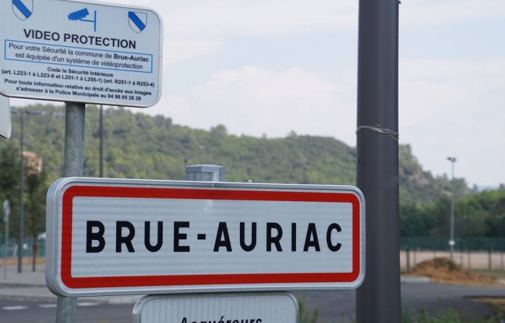  - Brue-Auriac