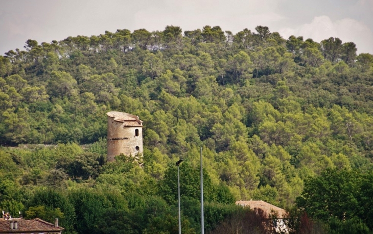 La Tour - Brue-Auriac