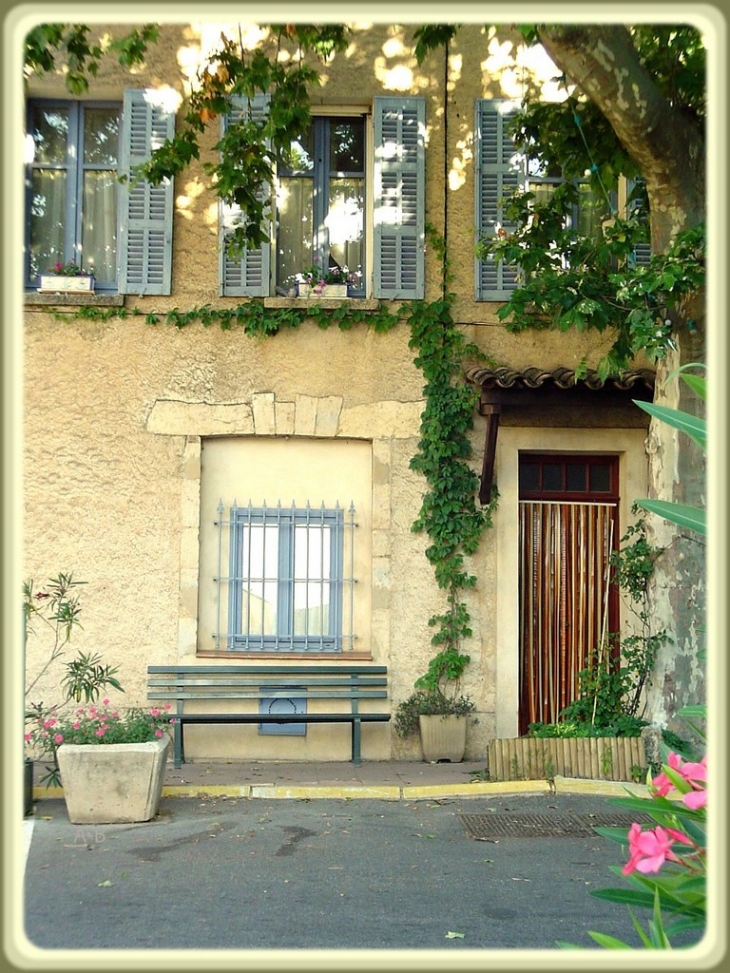 Carcés Maison du village - Carcès