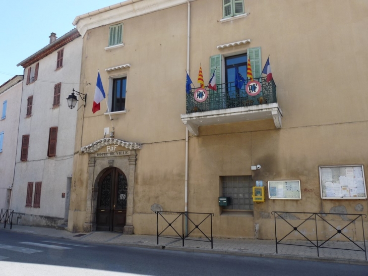 L'hotel de ville - Carnoules