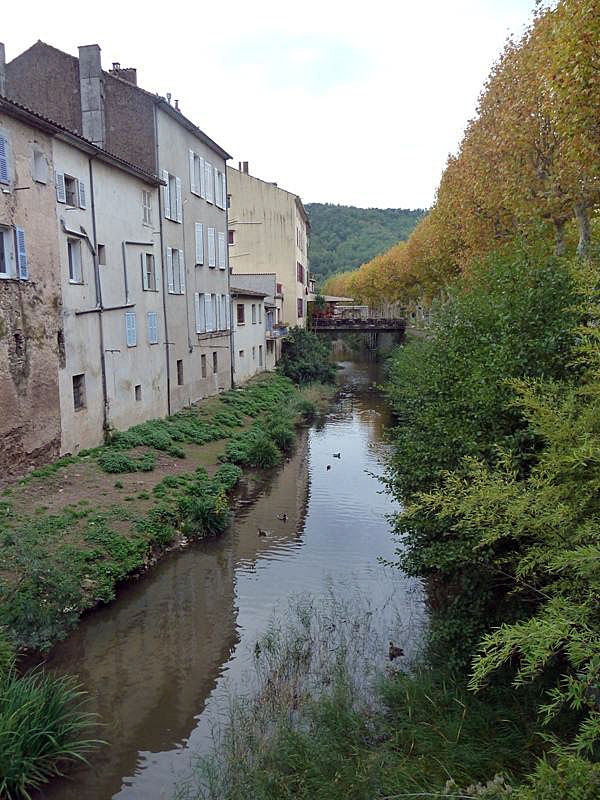 Maisons au bord du Real Collobrier - Collobrières