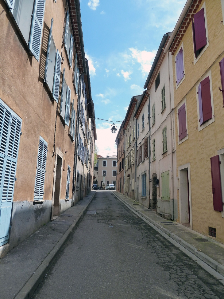 Une rue du village - Collobrières