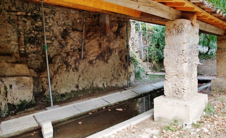 Le Lavoir - Correns