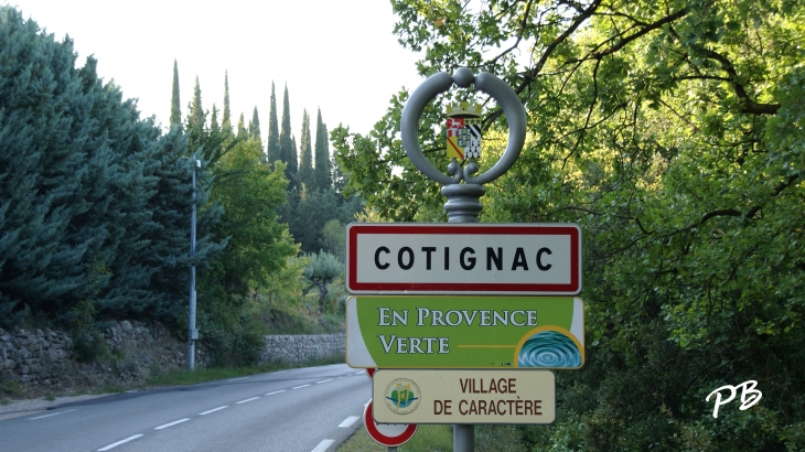  - Cotignac