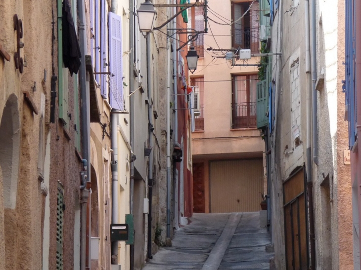 Rue D'enfer Rochereau - Cuers