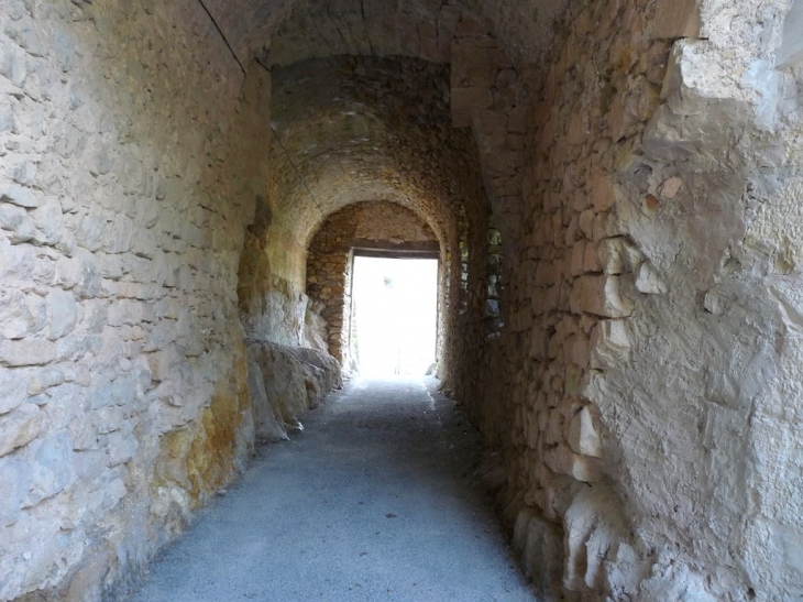 Les ruelles du village - Entrecasteaux