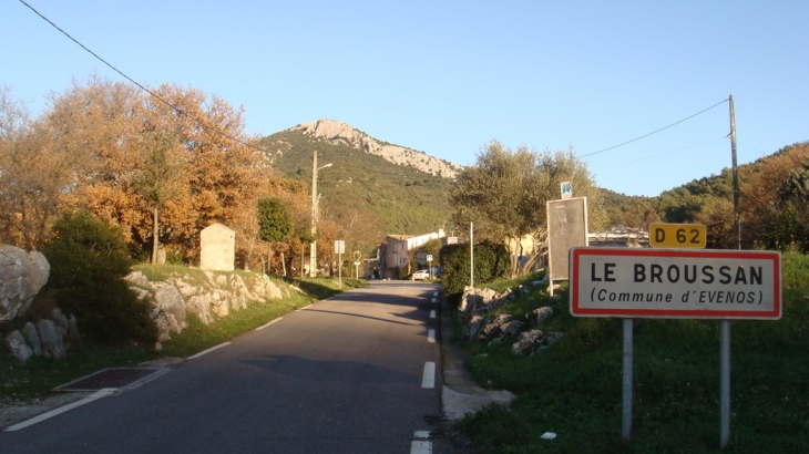 LE BROUSSAN COMMUNE D'EVENOS- VAR - Évenos