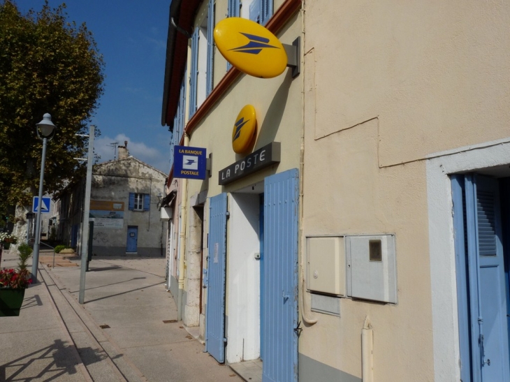 La poste - Évenos