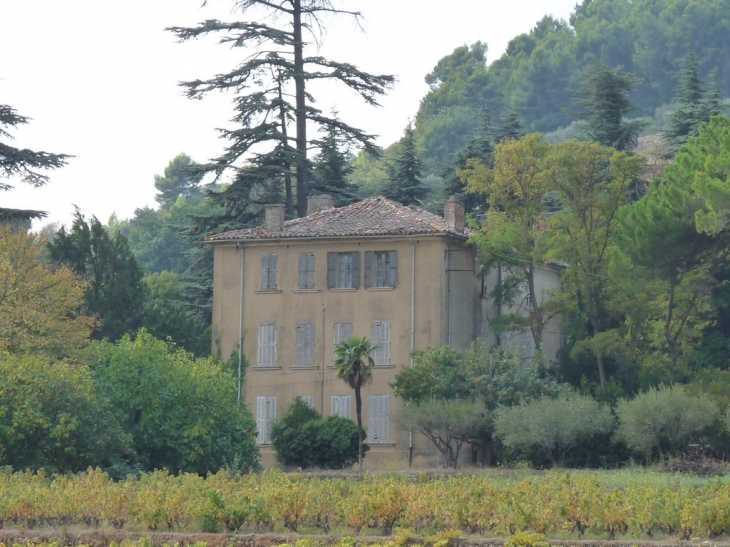 Le chateau Sainte Anne - Évenos