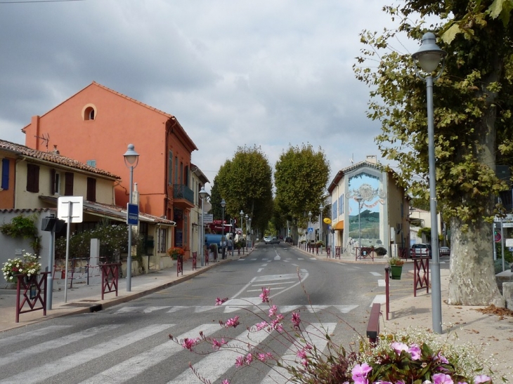 Route de Toulon - Évenos