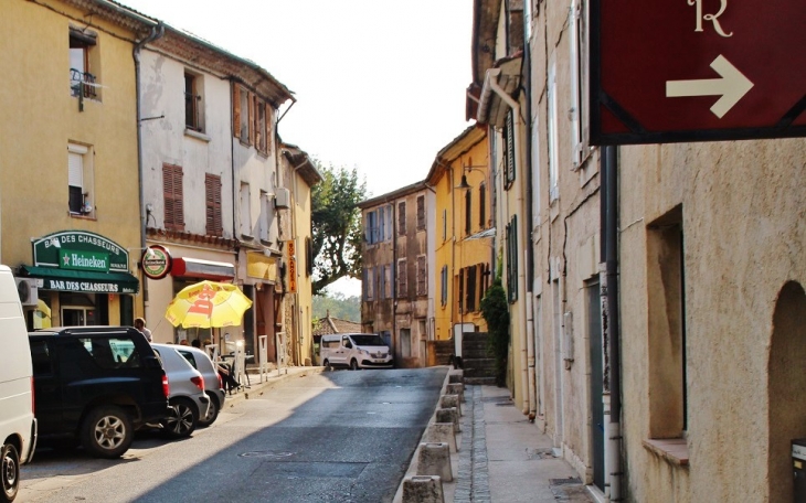 Le Village - Forcalqueiret