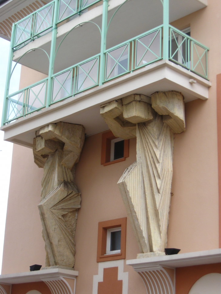 Un balcon dans le port - Fréjus