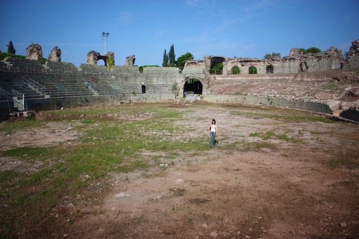 Les arenes de Fréjus