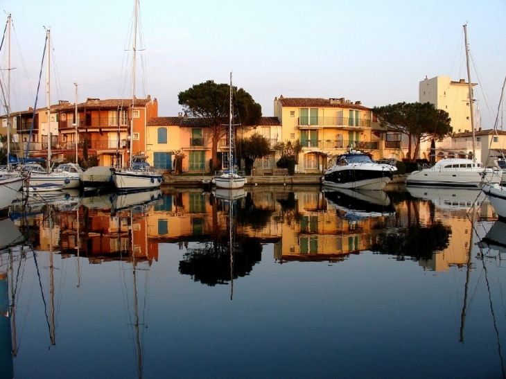 GRIMAUD LE PORT